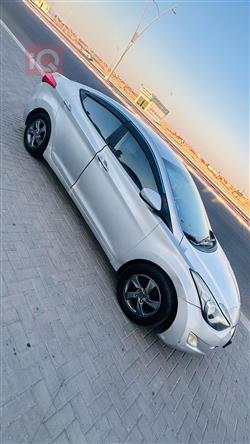 هیوندای ئەڤانتی